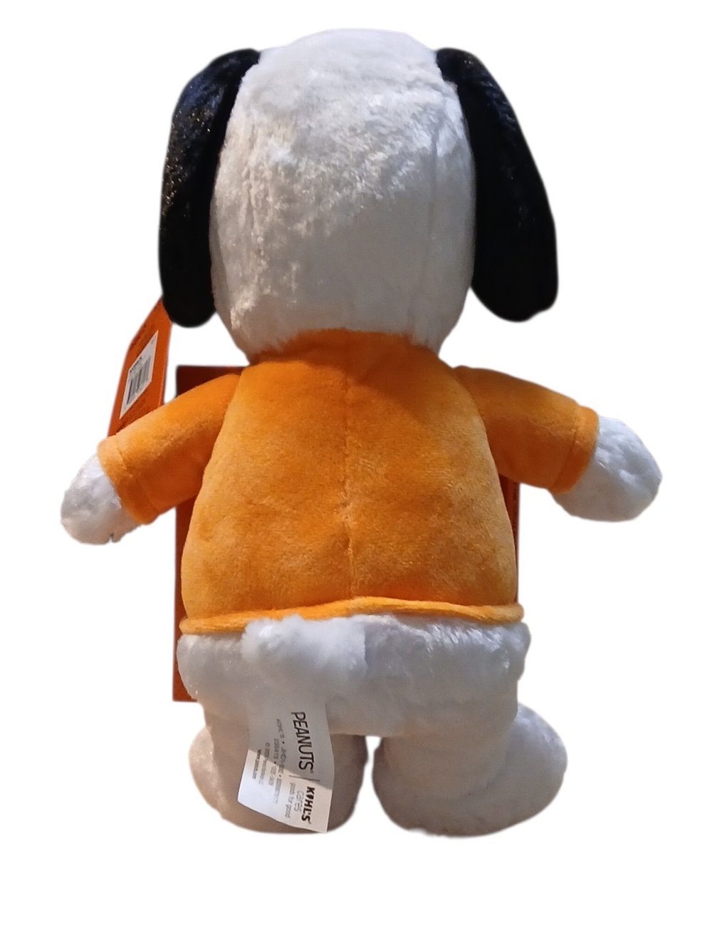 Peanuts -Plush Snoopy With Halloween Tee shirt & 25 Page, The Great Pumpkin book - Picture 2 of 10